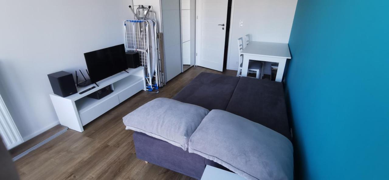 Nowy 1 Z 2 Pokoi W Mieszkaniu W Ursusie Varsovie Extérieur photo